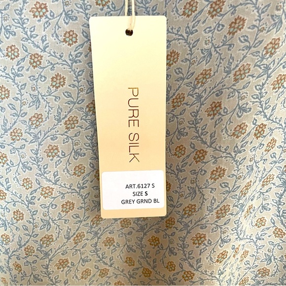 Giusy Italian Silk Blouse Top small Pure 100% Silk Peasant Top NWT Flowers - Picture 6 of 10